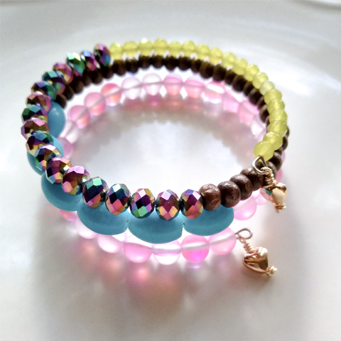 Pulsera multicuentas